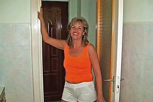 Sexy Matures And Milfs